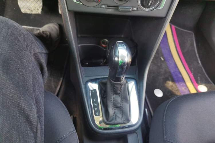 Used Volkswagen Jetta 2015 1.6L Automatic Comfort Model
