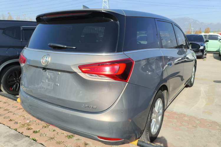 Used Buick GL6 2018 18T 6-Seater Luxury Model
