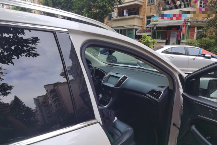 Used Ford Edge 2015 2.0T GTDi 4x4 High-Grade Model
