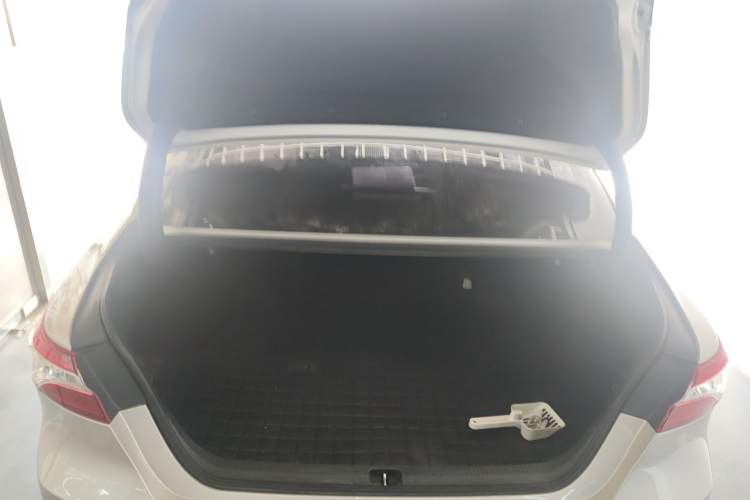 Used Toyota Camry 2019 2.0G Luxury Edition China VI Standard
