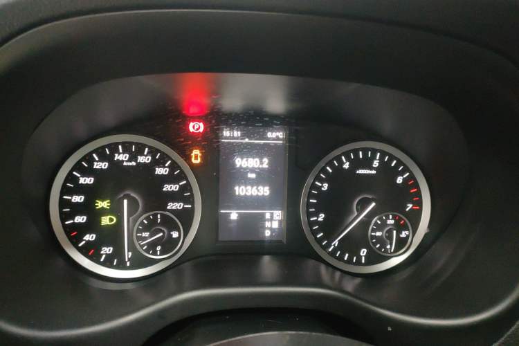 Used Mercedes-Benz Vito 2021 2.0T Elite Version 7 Seats