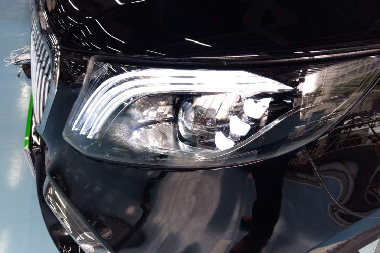 Used Mercedes-Benz Vito 2021 2.0T Business Version 7 Seats
