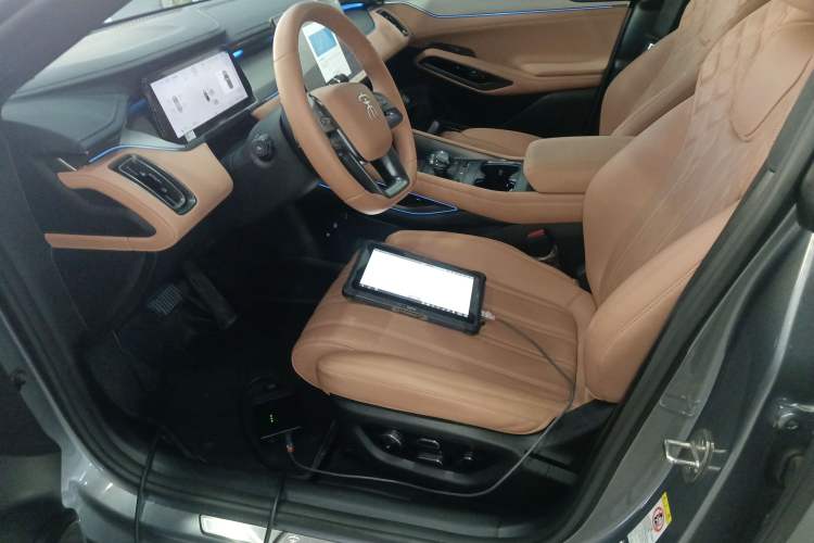 Used BYD Song L EV 2025 Intelligent Driving Version 662 km LiDAR Excellence Edition