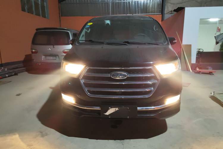 Used  M4 2019 Business & Travel Series 2.0L Manual Comfort Model China VI