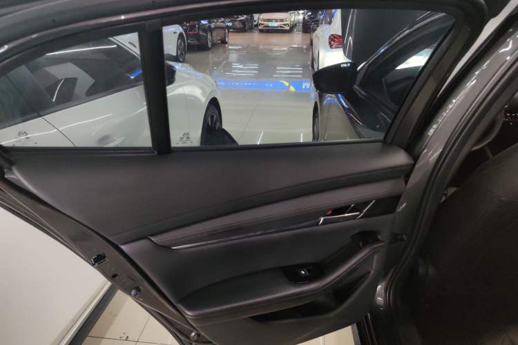 Used Mazda Mazda 3 Axela 2023 2.0L Automatic Zhiya Edition
