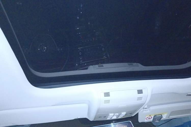 Used Volkswagen Golf 2018 230TSI Automatic Luxury Version
