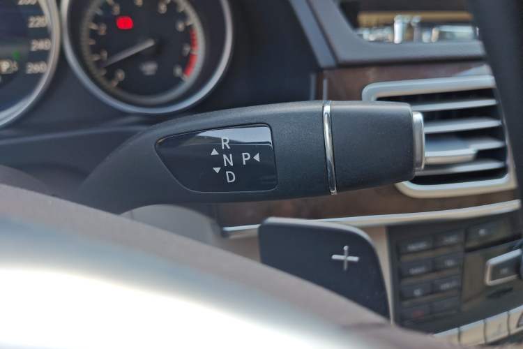 Used Mercedes-Benz E-Class 2015 E 260 L