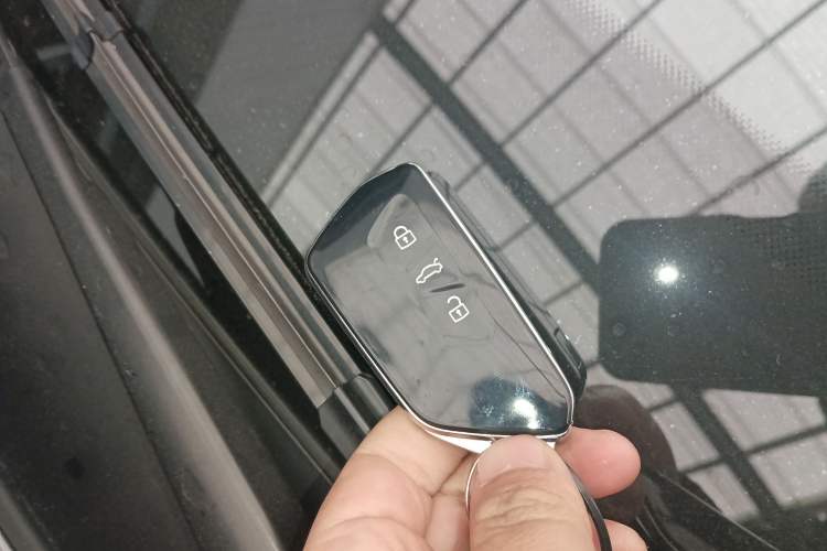 Used Volkswagen Lamando 
