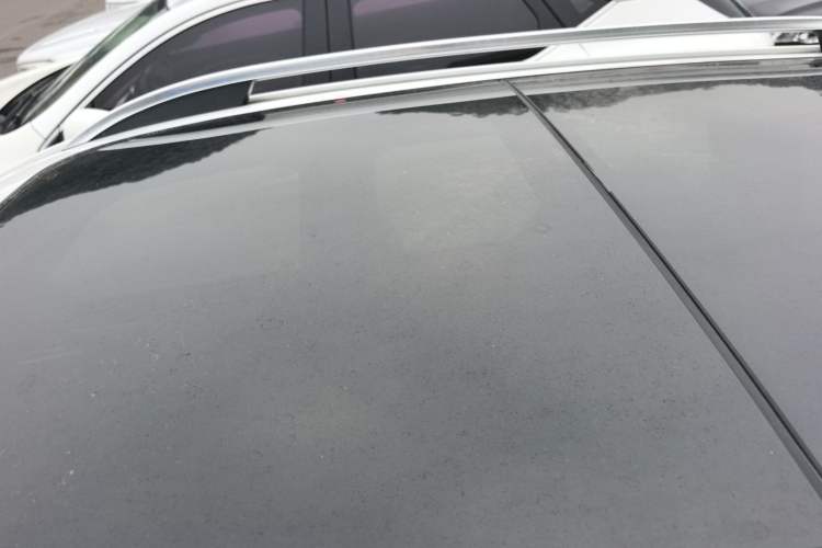 Used Roewe RX5 2016 30T Two-Wheel Drive Automatic Internet Smart Edition
