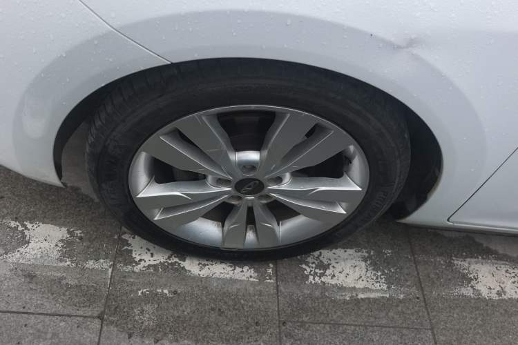 Used Chery Arrizo 5 2016 1.5L CVT Lingrui Edition