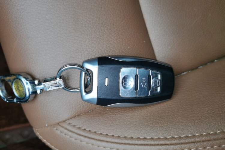 Used Haval H6 Coupe 2015 Blue Label 2.0T Automatic Two-Wheel Drive Prestige Model