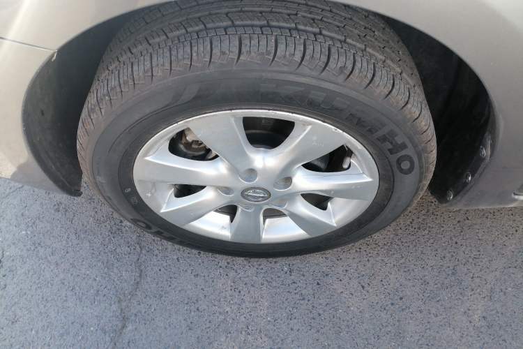 Used Nissan Tiida 2014 1.6L CVT Comfort Model
