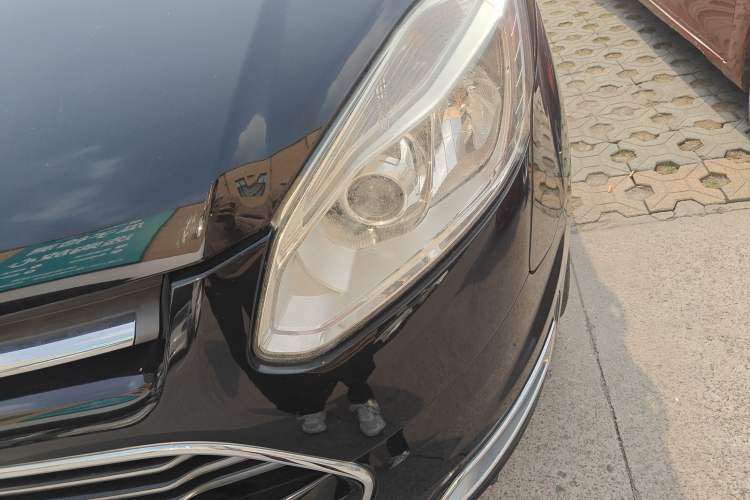 Used Ford Tourneo Custom 2017 2.0T Automatic Elite Version
