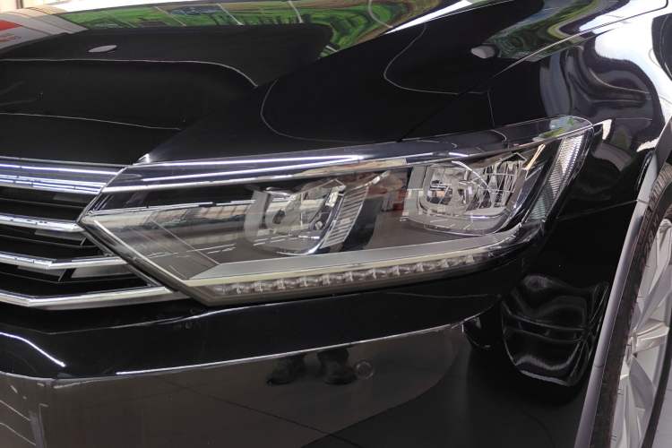 Used Volkswagen Magotan 2019 330TSI DSG Leading Edition China V Standard
