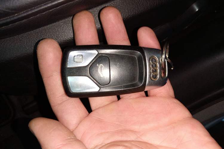 Used Audi A4L 2019 40 TFSI Fashion Version China V