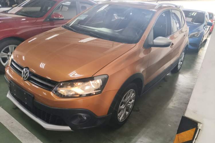 Used Volkswagen Polo 2014 1.6L Cross Polo Automatic