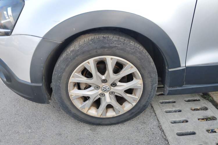 Used Volkswagen Polo 2014 1.6L Cross Polo Automatic