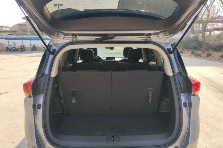 Used Chevrolet Orlando 2019 Redline 530T Automatic Enjoyment Version (5+2 Seating) China VI