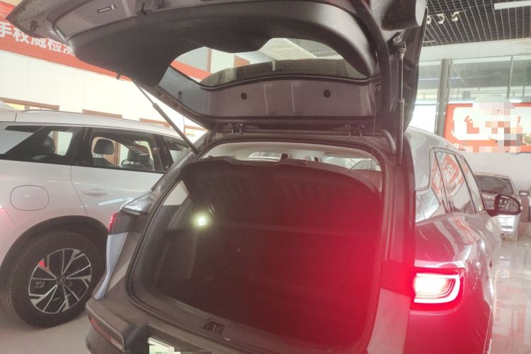 Used BYD Yuan UP 2025 Intelligent Driving Version 401 km Beyond-Range Edition
