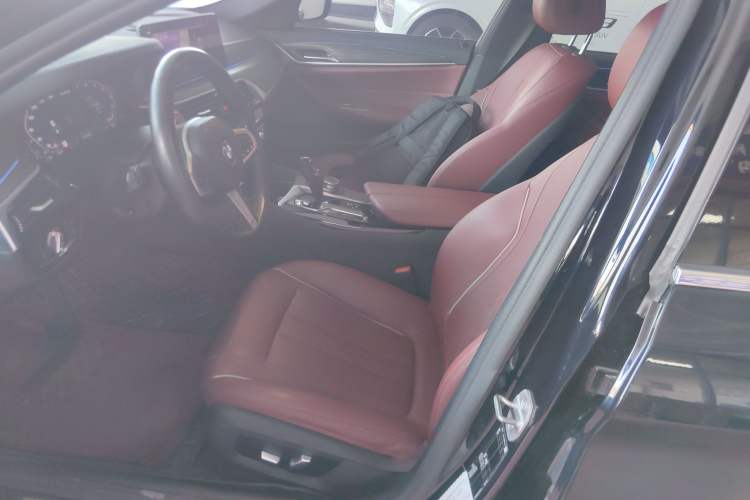 Used BMW 5 Series 2022 Restyled 530Li Leading Edition M Sport Package
