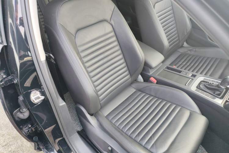 Used Volkswagen Magotan 2018 280TSI DSG Enjoyment Model