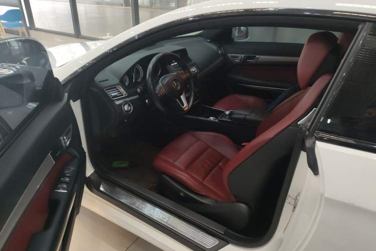 Used Mercedes-Benz E-Class (Import) 2014 E 200 Coupe