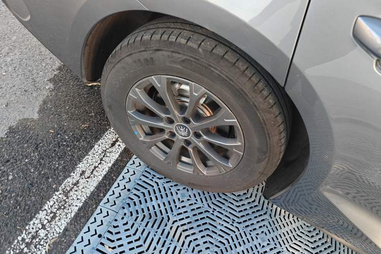 Used BYD Qin L 2024 DM-i 80KM Leading Model
