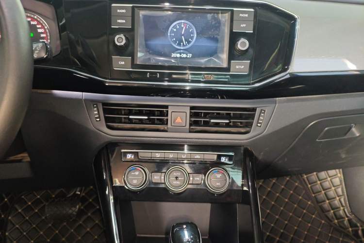 Used Volkswagen Tayron 2019 330TSI Two-Wheel Drive Luxury Model China VI Standard
