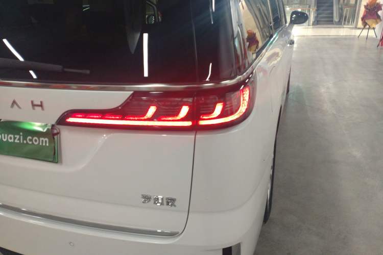 Used VOYAH Dream 2022 0-Carbon Edition Home+ Range Package 605 km
