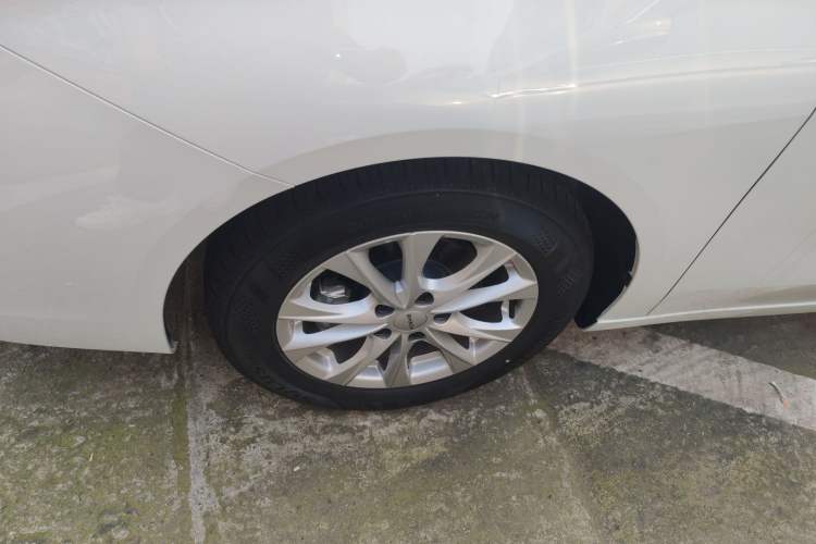 Used Roewe i5 2023 1.5L CVT Luxury Edition