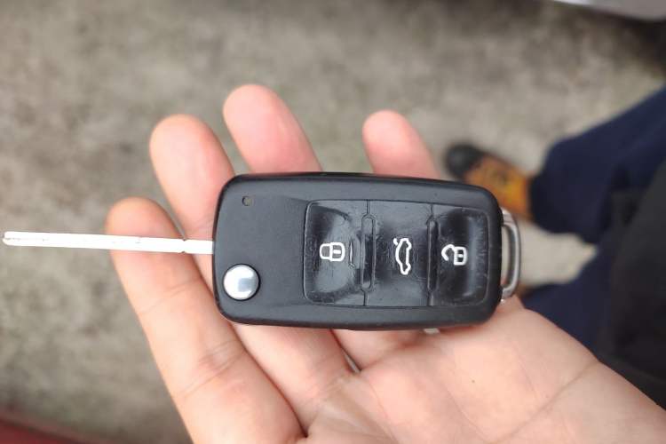 TDK.VehicleDetails.img