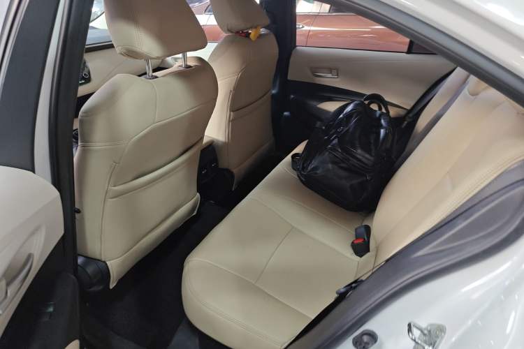 Used Toyota Corolla 2021 Dual-Motor 1.8L E-CVT Elite Edition
