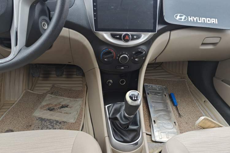 Used Hyundai Verna 2014 1.4L Manual Smart GLS Trim
