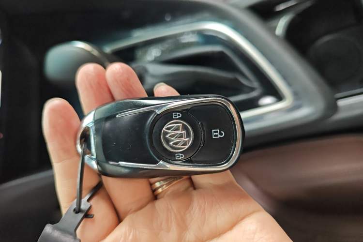 Used Buick GL6 2019 18T 6-Seater Connected Luxury Version China VI Standard
