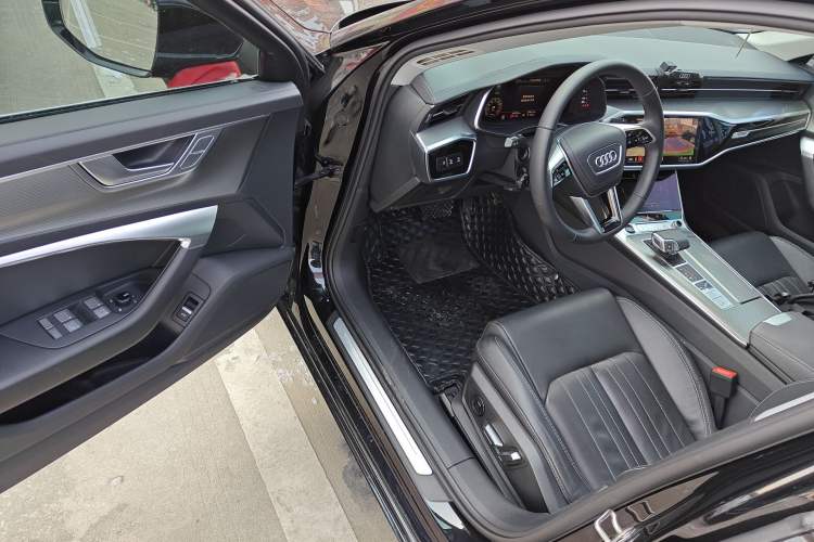 Used Audi A6L 2023 45 TFSI Prestige Elegant Edition
