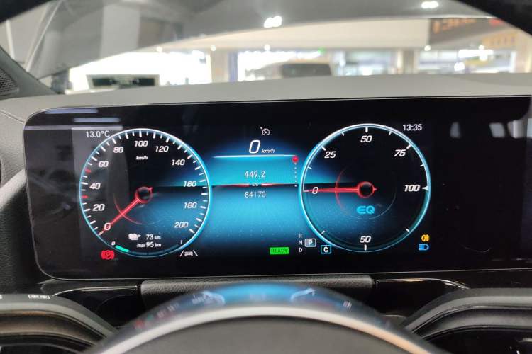 Used Mercedes-Benz EQA 2022 EQA 300 4MATIC Launch Edition
