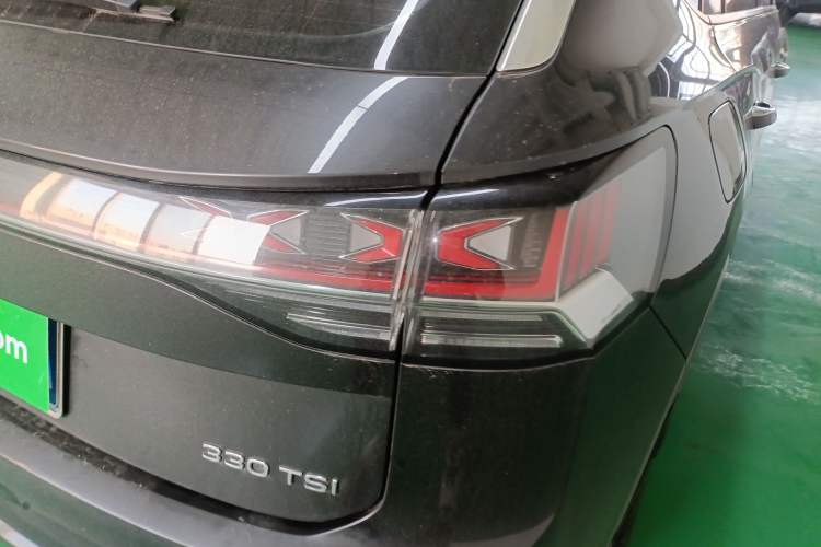 Used Volkswagen Tayron 2023 330TSI Two-Wheel-Drive R-Line High-Energy Version
