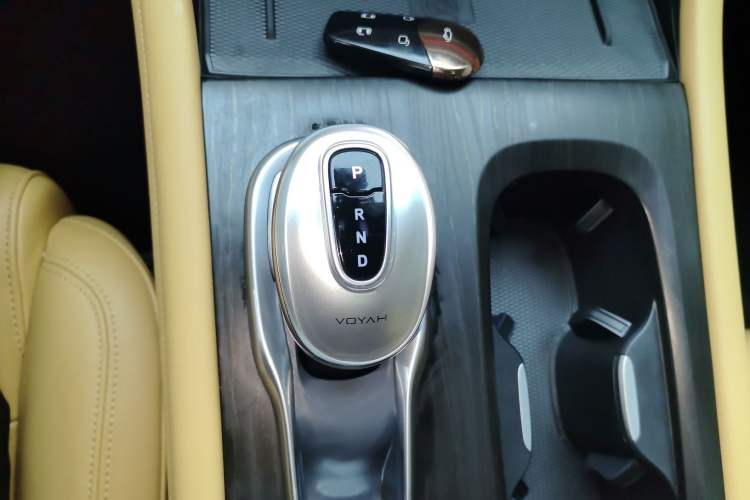 Used VOYAH Dream 2022 0-Carbon Edition Home+ Range Package 605 km