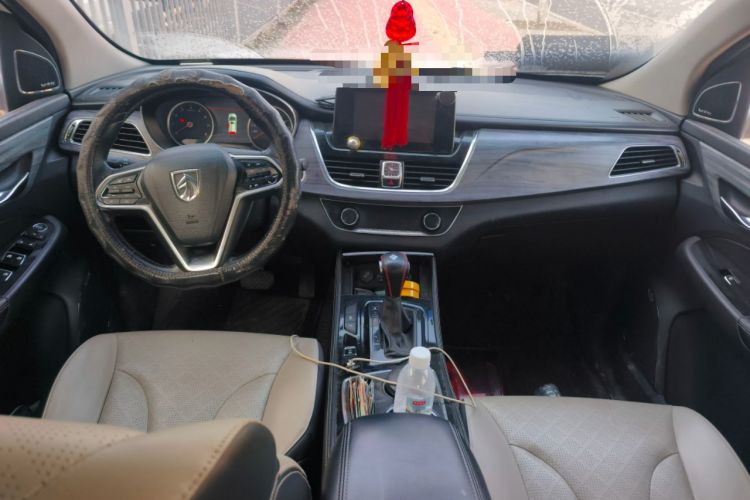 Used Baojun 730 2017 1.5T DCT Flagship Model 7 Seats China V Emission Standard