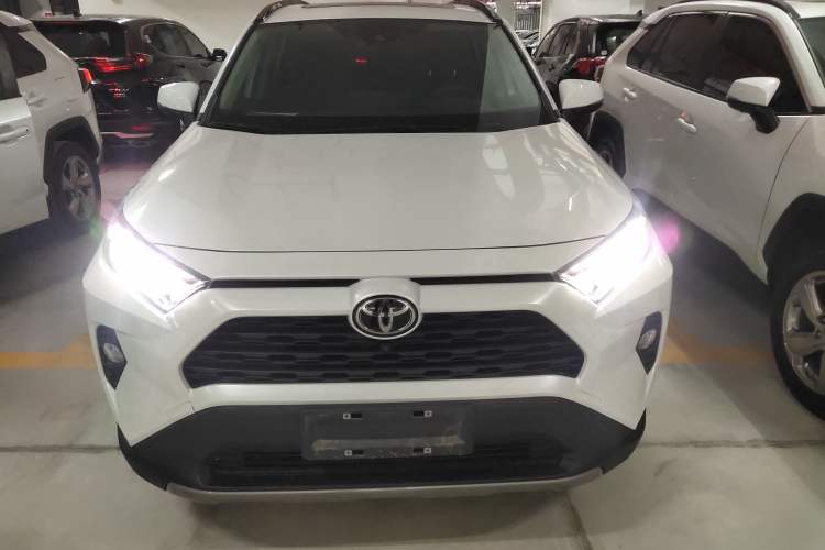 Used Toyota RAV4 2021 2.0L CVT 4x4 Style PLUS Edition
