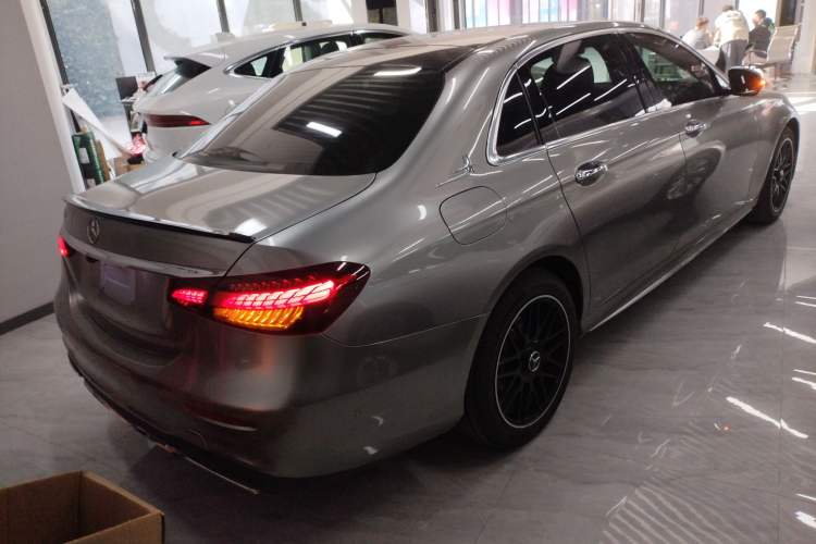 Used Mercedes-Benz E-Class 2021 Restyled E 300 L Sporty and Stylish Edition
