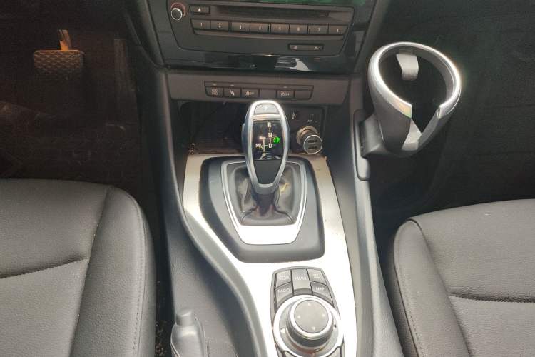 Used BMW X1 2014 sDrive18i Leading Model
