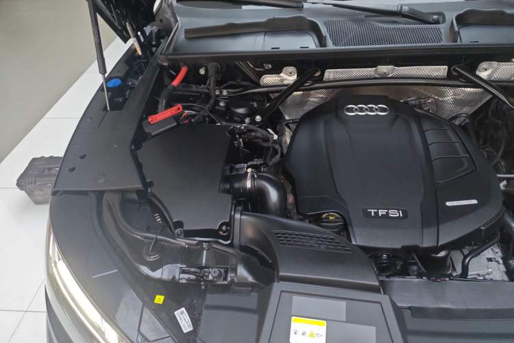 Used Audi Q5L 2022 40T Luxury Elegant Model