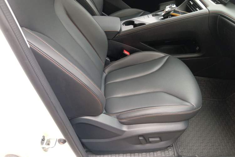 Used Roewe RX5 New Energy 2023 eRX5 Super Hybrid Premium Edition
