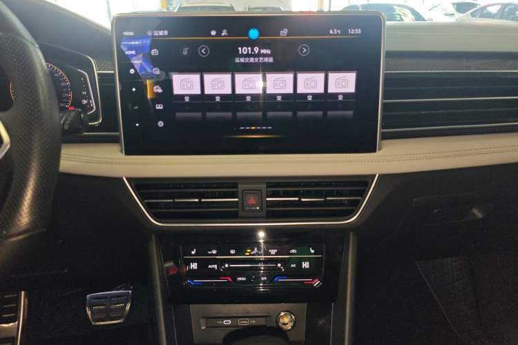 Used Volkswagen Tiguan L 2023 Restyled 330TSI Automatic Two-Wheel Drive R-Line Enhanced Comfort Version
