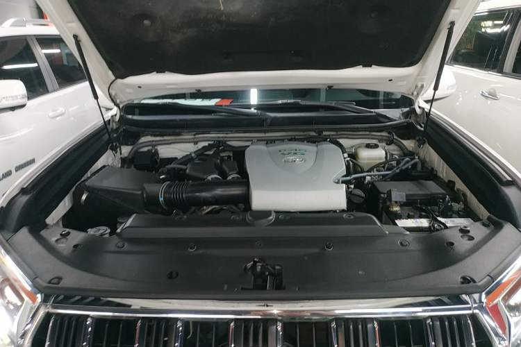 Used Toyota Prado 2018 3.5L Automatic TX-L with Rear-Mounted Spare Tire
