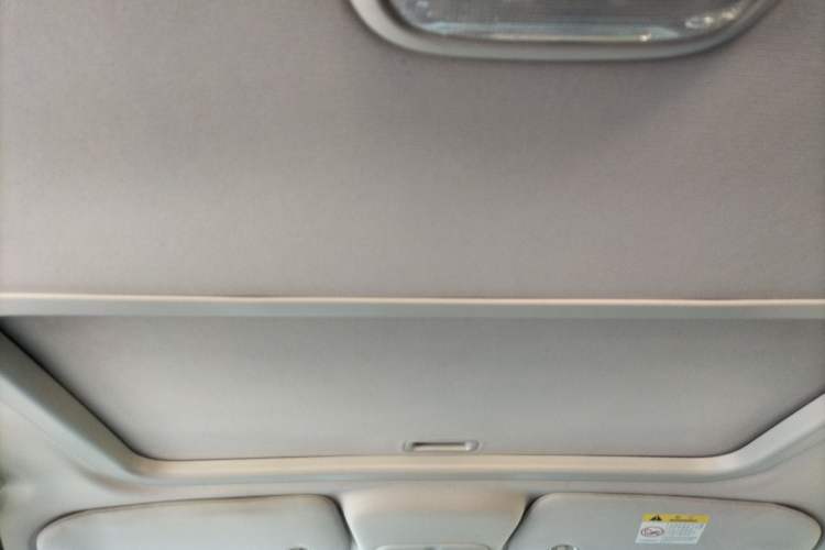 Used  Compass 2015 2.0L Two-Wheel Drive Luxury Edition