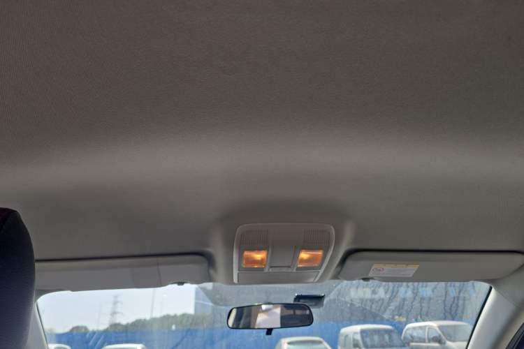 Used Mazda Mazda 3 Axela 2014 Sedan 1.5L Automatic Comfort Model
