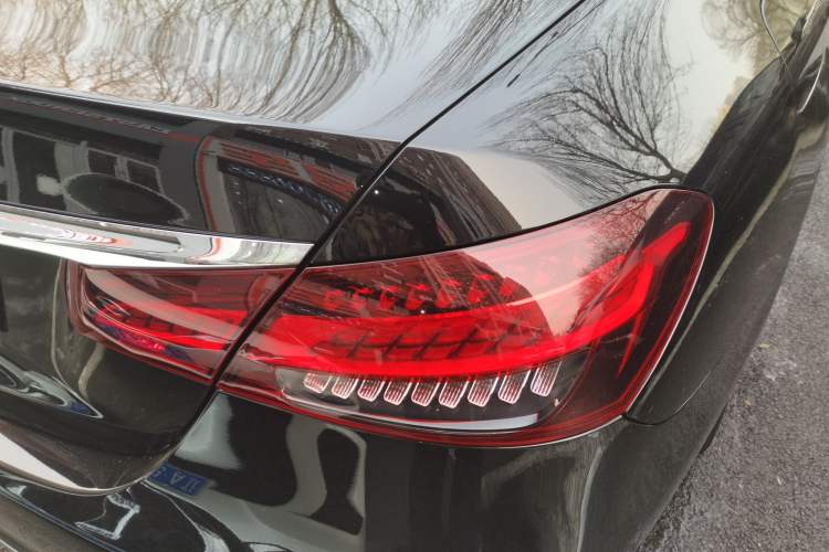 Used Mercedes-Benz E-Class 2022 Second Facelift E 300 L Luxury Edition