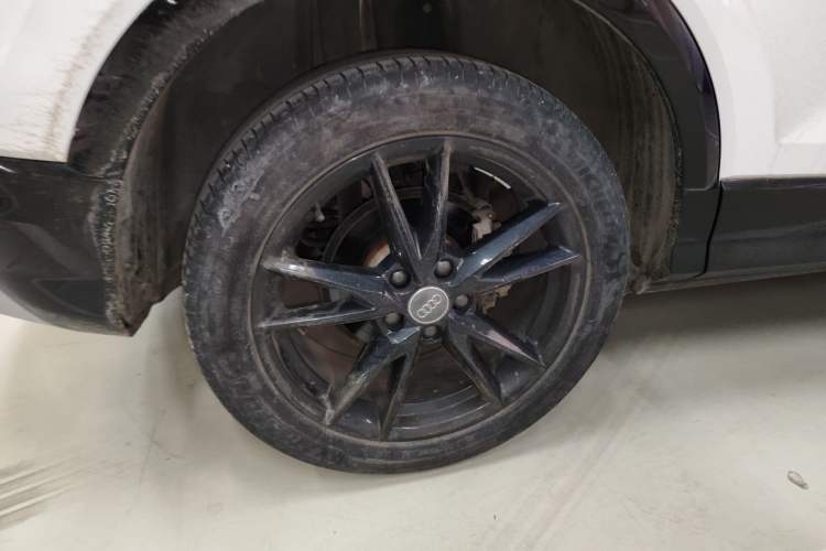 Used Audi Q2L 2021 35 TFSI Progressive Dynamic Edition